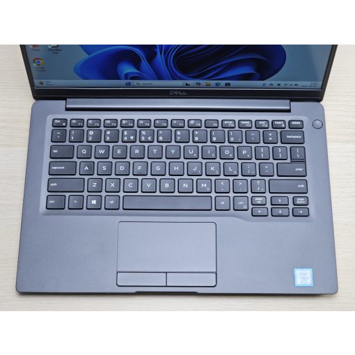Dell Latitude 7400 – i5-8365U, 8GB RAM, 256GB SSD, prémium üzleti laptop