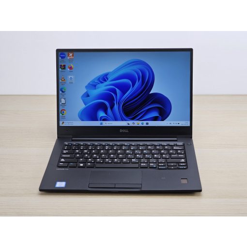 Dell Latitude 7370 / i7/m7-6Y75 / 8GB RAM / 256GB SSD Laptop