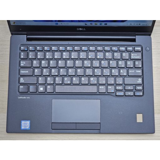 Dell Latitude 7370 / i7/m7-6Y75 / 8GB RAM / 256GB SSD Laptop