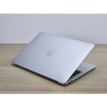 Apple MacBook Air 2020 / M1 / 8GB RAM / 256GB SSD / Magyar billentyűzet Laptop