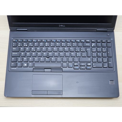 Dell Latitude 5580 Laptop / i7-7600U / 16GB RAM / 256GB SSD 