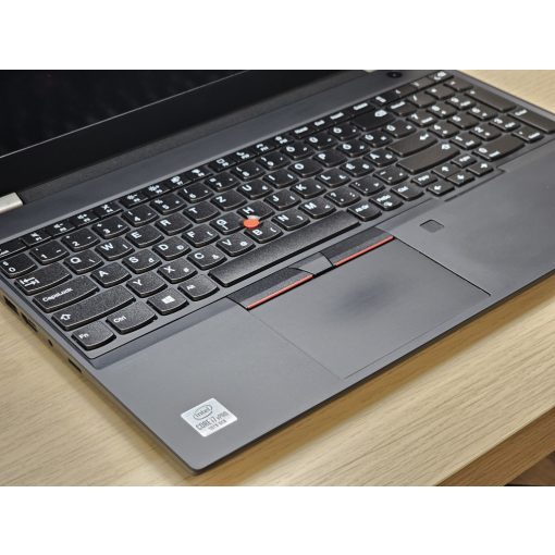 Lenovo ThinkPad T15 Gen 1 – i7-10610U, 16GB RAM, 512GB SSD, NVIDIA grafika