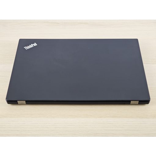 Lenovo ThinkPad T15 Gen 1 – i7-10610U, 16GB RAM, 512GB SSD, NVIDIA grafika