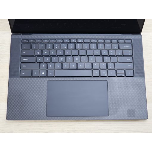 Dell XPS 15 9500 4K Laptop + Nvidia / I7-10750H / 32GB memória / 1TB SSD / Érintőképernyős