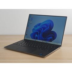   Dell XPS 13 9310 + Iris Laptop / i7-1165G7 / 8GB RAM / 256GB SSD / Érintőképernyős / Magyar billentyűzet