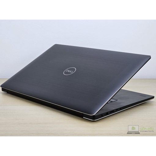Dell Precision 5530 Laptop + Nvidia / IX 8.GEN / 16GB memória / 512GB SSD