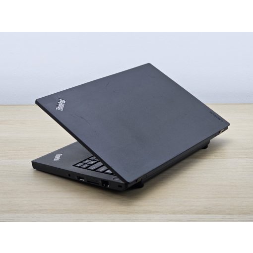 Lenovo ThinkPad X270 / i5-6300U / 8GB RAM / 256GB SSD / Magyarosított