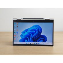 HP EliteBook x360 830 G8 2in1 Tablet laptop + Iris / i7-1185G7 / 16GB RAM / 512GB SSD / Érintőképernyős / Magyar billentyűzet