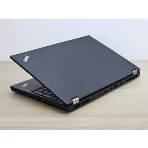 Lenovo ThinkPad P50 + Nvidia / i7-6820HQ / 16GB RAM / 256GB SSD