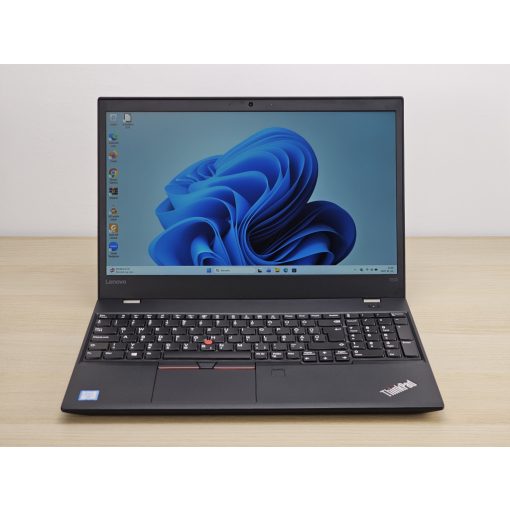 Lenovo ThinkPad T570 – i5-6300U, 8GB RAM, 256GB SSD, magyarosított billentyűzet