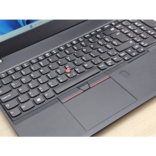 Lenovo ThinkPad T570 – i5-6300U, 8GB RAM, 256GB SSD, magyarosított billentyűzet
