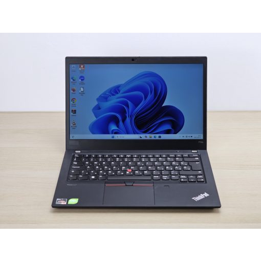 Lenovo ThinkPad P14s Gen 2 / AMD Ryzen 7 Pro 5850U / 16GB RAM / 512GB SSD / Magyar billentyűzet