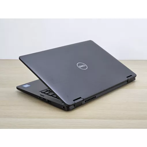 Dell Latitude 5300 2in1 Tablet laptop/ i5-8265U / 8GB RAM / 256GB SSD / Érintőképernyős