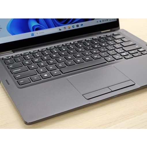 Dell Latitude 5300 2in1 Tablet laptop/ i5-8265U / 8GB RAM / 256GB SSD / Érintőképernyős