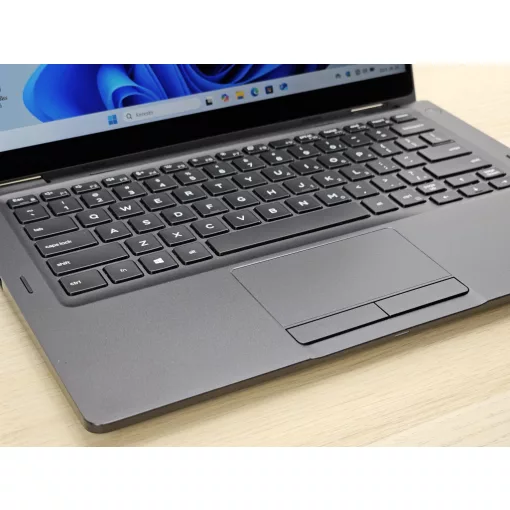 Dell Latitude 5300 2in1 Tablet laptop/ i5-8265U / 8GB RAM / 256GB SSD / Érintőképernyős