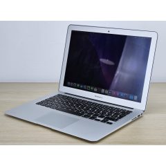 Apple MacBook Air 13 – i5, 8GB RAM, 128GB SSD, magyar billentyűzet