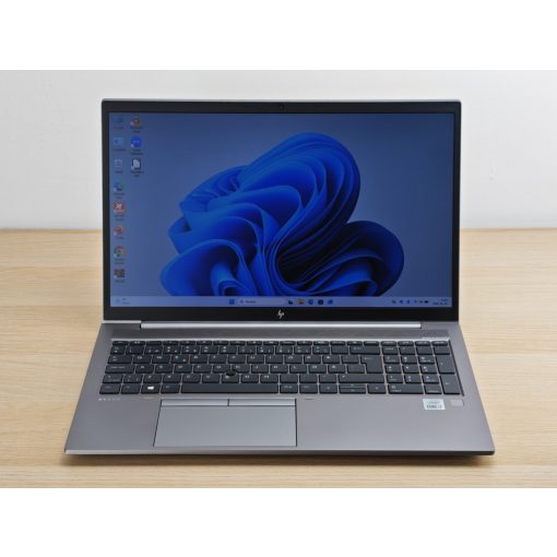 HP Zbook Firefly 15 G7 / i7-10510U / 32GB RAM / 512GB SSD