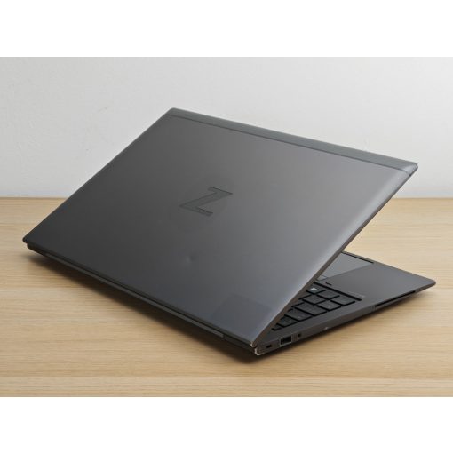 HP Zbook Firefly 15 G7 / i7-10510U / 32GB RAM / 512GB SSD