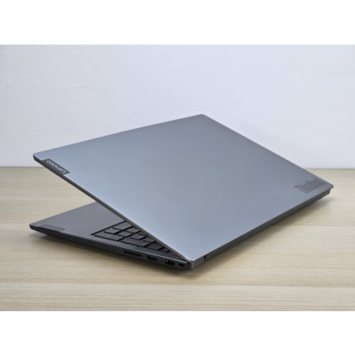 Lenovo ThinkBook 15-IIL Laptop + Iris / i5-1035G4 / 8GB RAM / 256GB SSD 