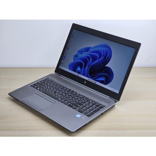 HP Zbook 15 G5 + NVIDIA / i7-8750H / 16GB RAM / 256GB SSD / Magyar billentyűzet