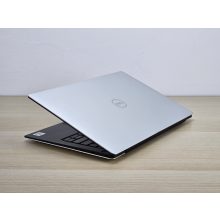 Dell XPS 13 7390 Laptop / i5-10210U / 8GB RAM / 256GB SSD