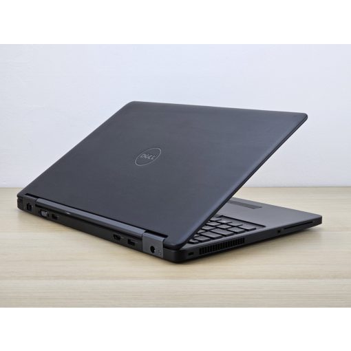 Dell Latitude laptop E5550 / I5-5300U / 8GB RAM / 256GB SSD 