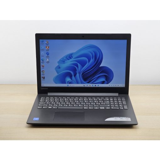 Használt Lenovo Ideapad 320 laptop, Celeron N3350, 128GB SSD, magyar billentyűzet