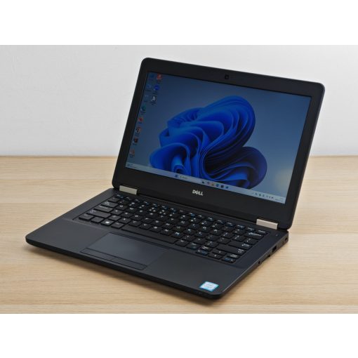 Dell Latitude E5270 Laptop / i5-6300U / 8GB RAM / 256GB SSD