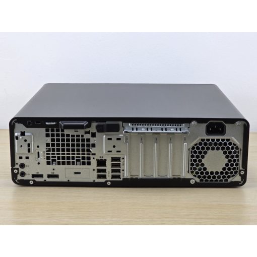 HP Elitedesk 800 G3 SFF PC / i5-7600 / 8GB RAM / 256GB SSD / DVD-RW