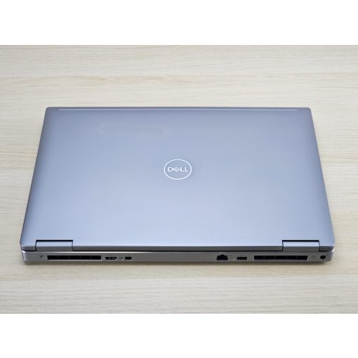 Dell Precision Laptop 7740 + Nvidia / i7-9850H / 32GB RAM / 1TB SSD