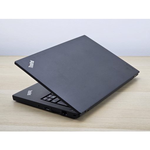 Lenovo ThinkPad X260 / i5-6300u / 8GB RAM / 256GB SSD / Magyarosított