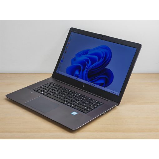 HP Zbook Studio 15 G4 Laptop + Nvidia / Intel Xeon E-1535M / 16GB RAM / 512GB SSD / Magyar billentyűzet