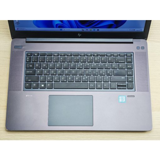 HP Zbook Studio 15 G4 Laptop + Nvidia / Intel Xeon E-1535M / 16GB RAM / 512GB SSD / Magyar billentyűzet