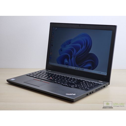 Lenovo ThinkPad T560 / I5 6.GEN / 8GB memória / 256GB SSD