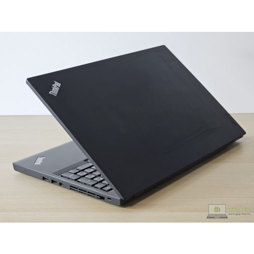 Lenovo ThinkPad T560 Laptop / I5 6.GEN / 8GB memória / 256GB SSD
