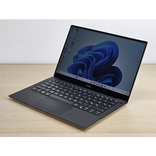 Dell XPS 13 9305 Laptop / i5-1035G1 / 8GB RAM / 512GB SSD / Magyar billentyűzet