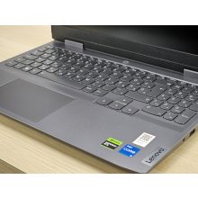 Lenovo LOQ 15IRH8 GAMER / i5-12450H / 16GB RAM / 512GB SSD / Magyar billentyűzet