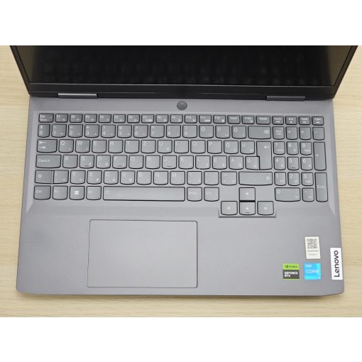 Lenovo LOQ 15IRH8 GAMER / i5-12450H / 16GB RAM / 512GB SSD / Magyar billentyűzet