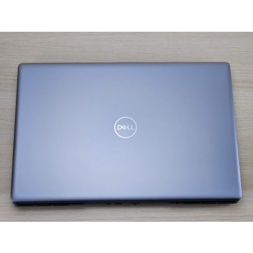 Dell Precision 7750 / i5-10400H / 24GB RAM / 256GB SSD