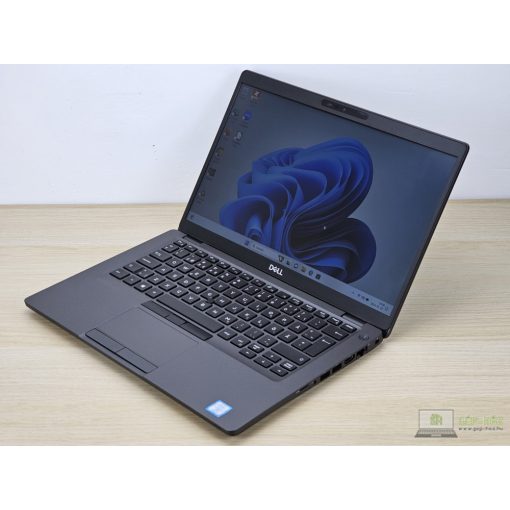 Dell Latitude 5400 Laptop / i7-8665U / 8GB RAM / 256GB SSD