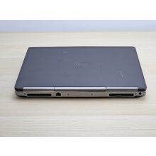 Dell Precision 7520 + Nvidia / i7-7820HQ / 32GB RAM / 512GB SSD / Magyar billentyűzet