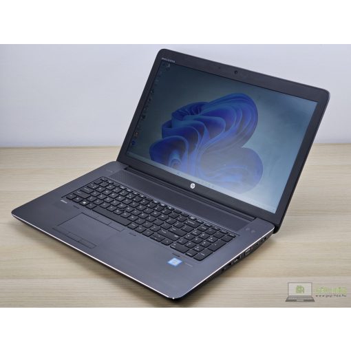 HP Zbook 17 G3 + Nvidia / INTEL XEON E3-1535m v5 / 32GB RAM / 512GB SSD V