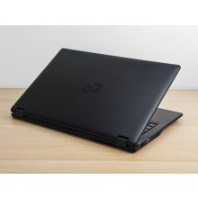 Fujitsu LifeBook E559 Laptop / i3-8145U / 8GB RAM / 256GB SSD
