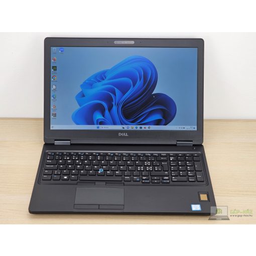 Dell Latitude 5591 / i5-8300H / 16 GB RAM / 256GB SSD / Érintőképernyős