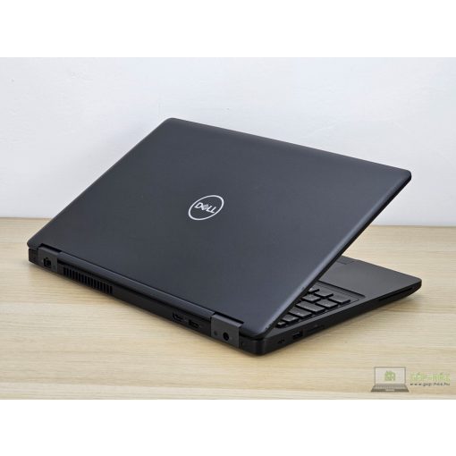 Dell Latitude 5591 / i5-8300H / 16 GB RAM / 256GB SSD / Érintőképernyős