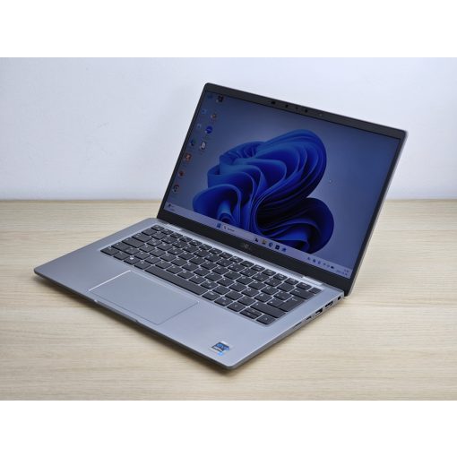 Dell Latitude 7420 4K Laptop + IRIS XE / i7-1185 / 16GB RAM