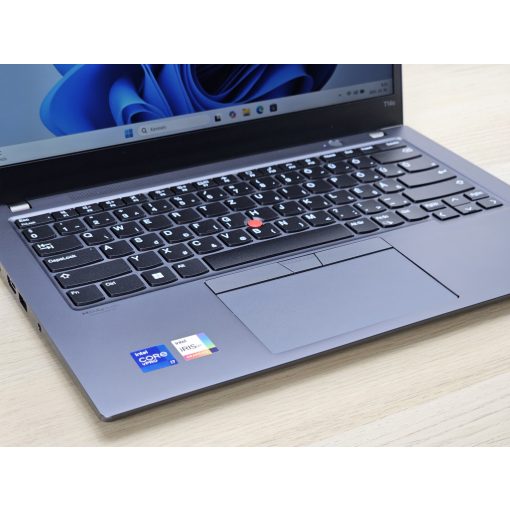 Lenovo ThinkPad T14s Gen 2, i7-1185G7, 16GB RAM, 256GB SSD, érintőképernyős, magyar billentyűzet