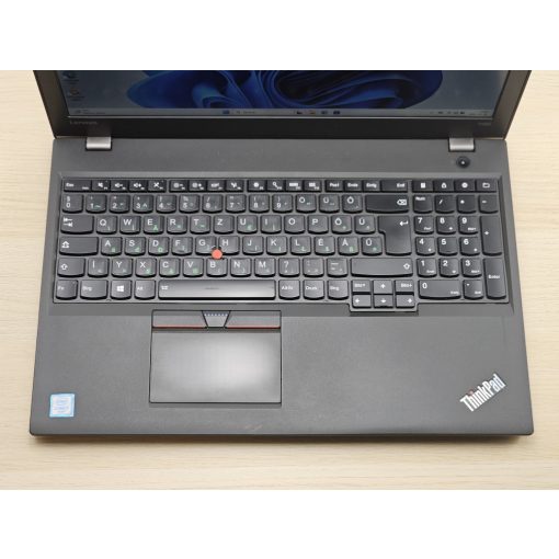 Lenovo ThinkPad T560 + NVIDIA / i7-660U / 8GB RAM / 256GB SSD / Magyarosított