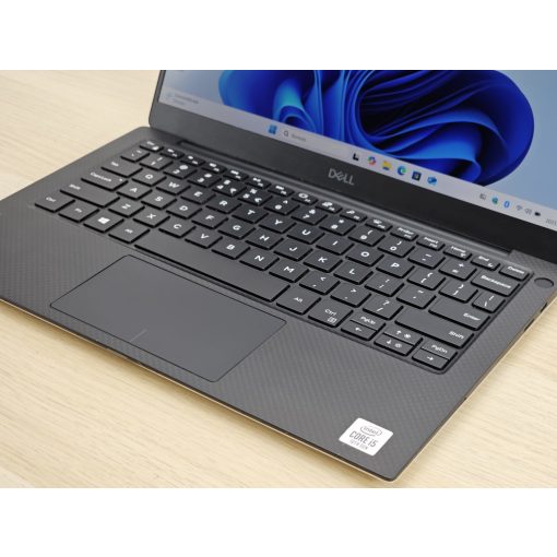 Dell XPS 13 7390 Laptop / i5-10210U / 8GB RAM / 256GB SSD