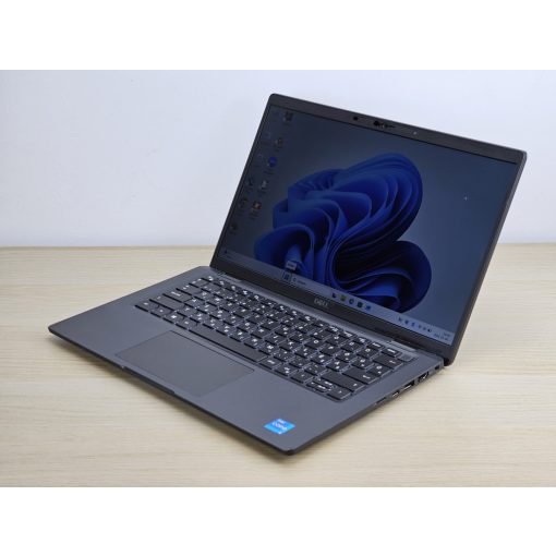 Dell Latitude 7420 Laptop + IRIS XE / i5-1135G7 / 16GB RAM / 256GB SSD / Magyar billentyűzet